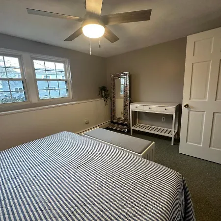 Ocean Breeze-8Min Walk To Beach Gloucester Exterior photo